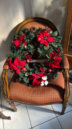 Very large Christmas wreath 24 inches wide