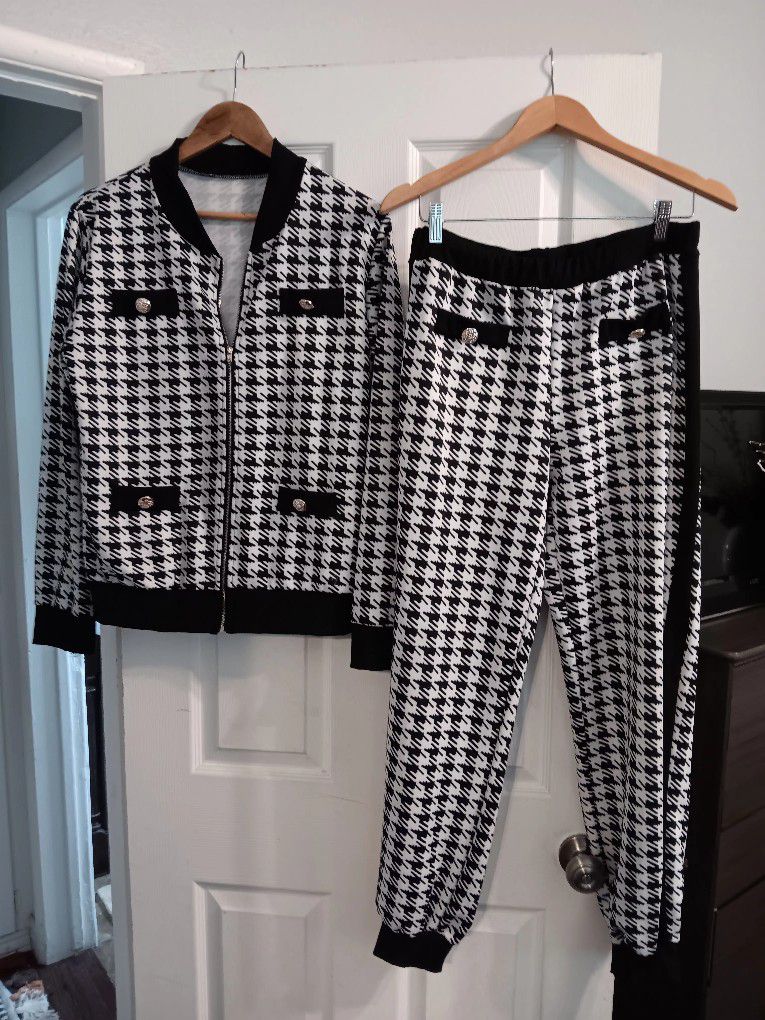 Leisure Suit Black And White With Gold Buttons New