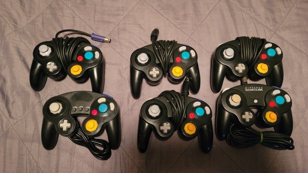 Nintendo GameCube Black Original Controllers