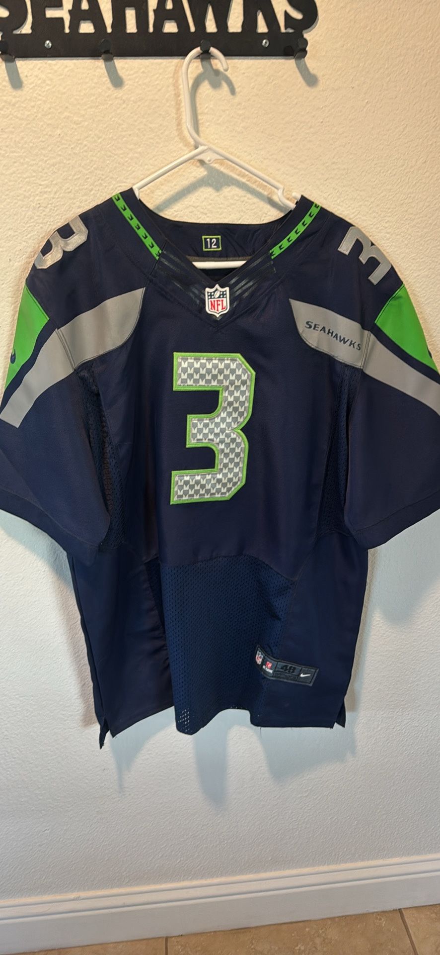 Russell Wilson Seattle Seahawks Jersey men’s XL 48