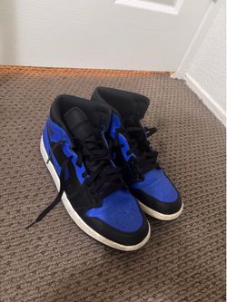 Jordan 1 mid size 11 blue