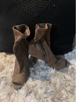 Aldo Ankle boots, Tan, Size 6 1/2