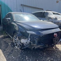 2022 Mazda 3 2.5 For Parts Only