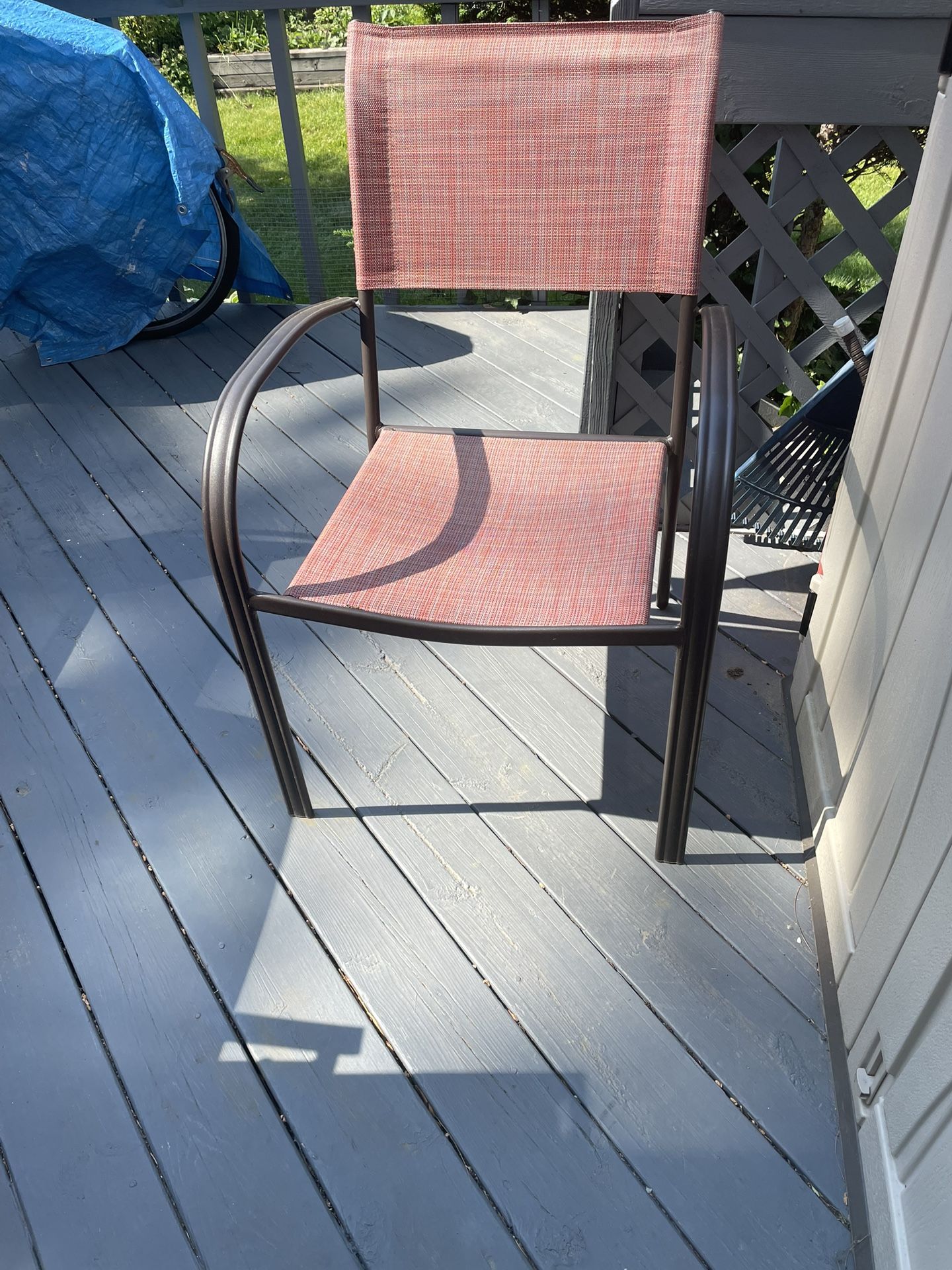 Patio Chairs, Set Of 4, Good Condition, No Tears Or Rips.