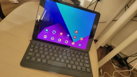 Samsung S3 Tab 32gb w/Keyboard