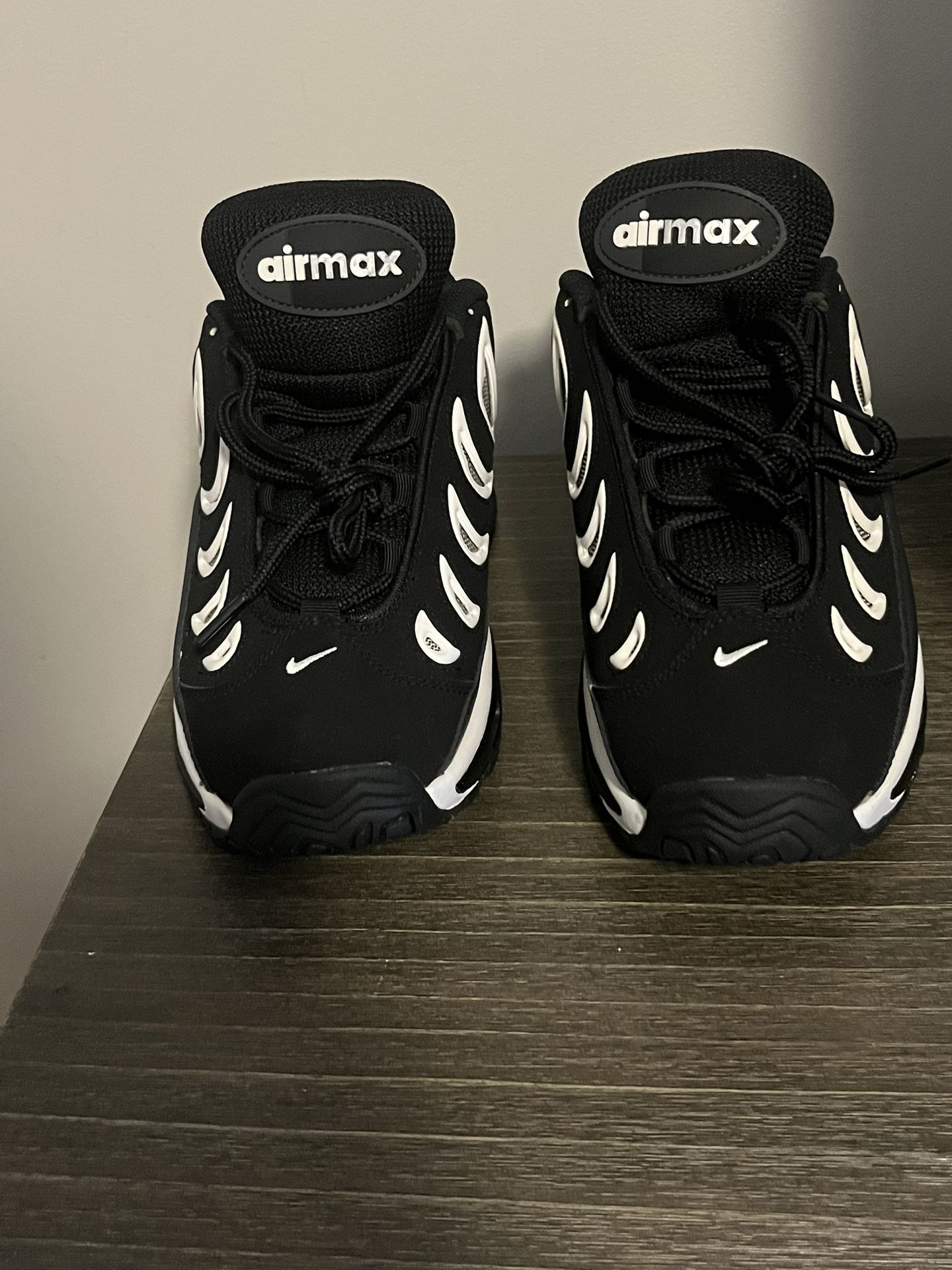 Nike Air Metal Max Black Size 9