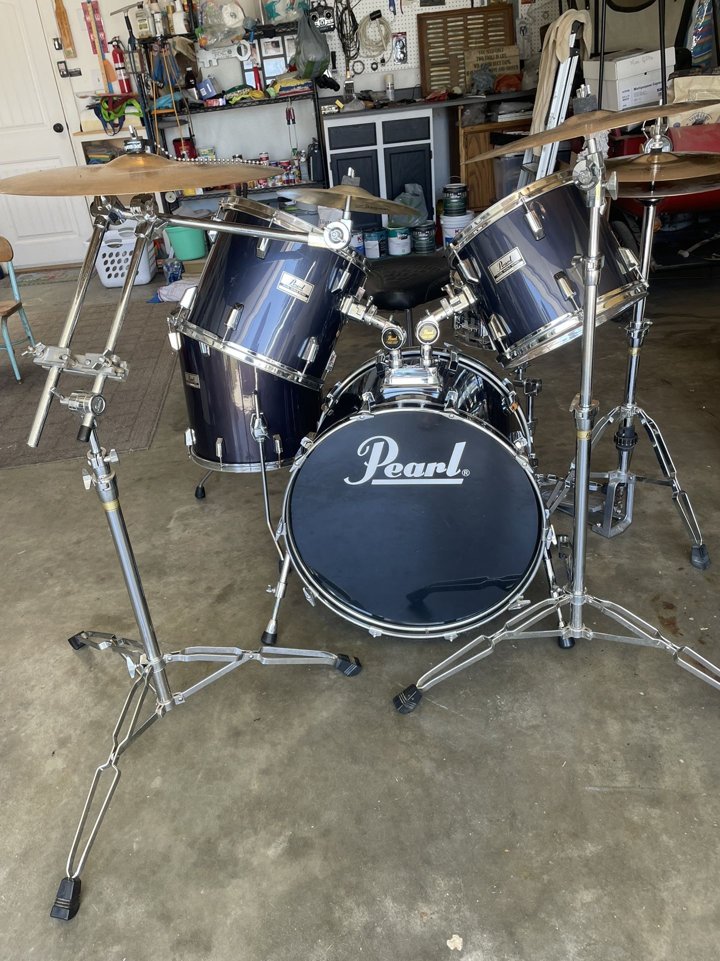 Pearl Drum Set