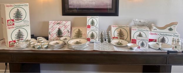 Vintage Spode Christmas Tree England S3324 – Large Service for 8 + Serving Pieces