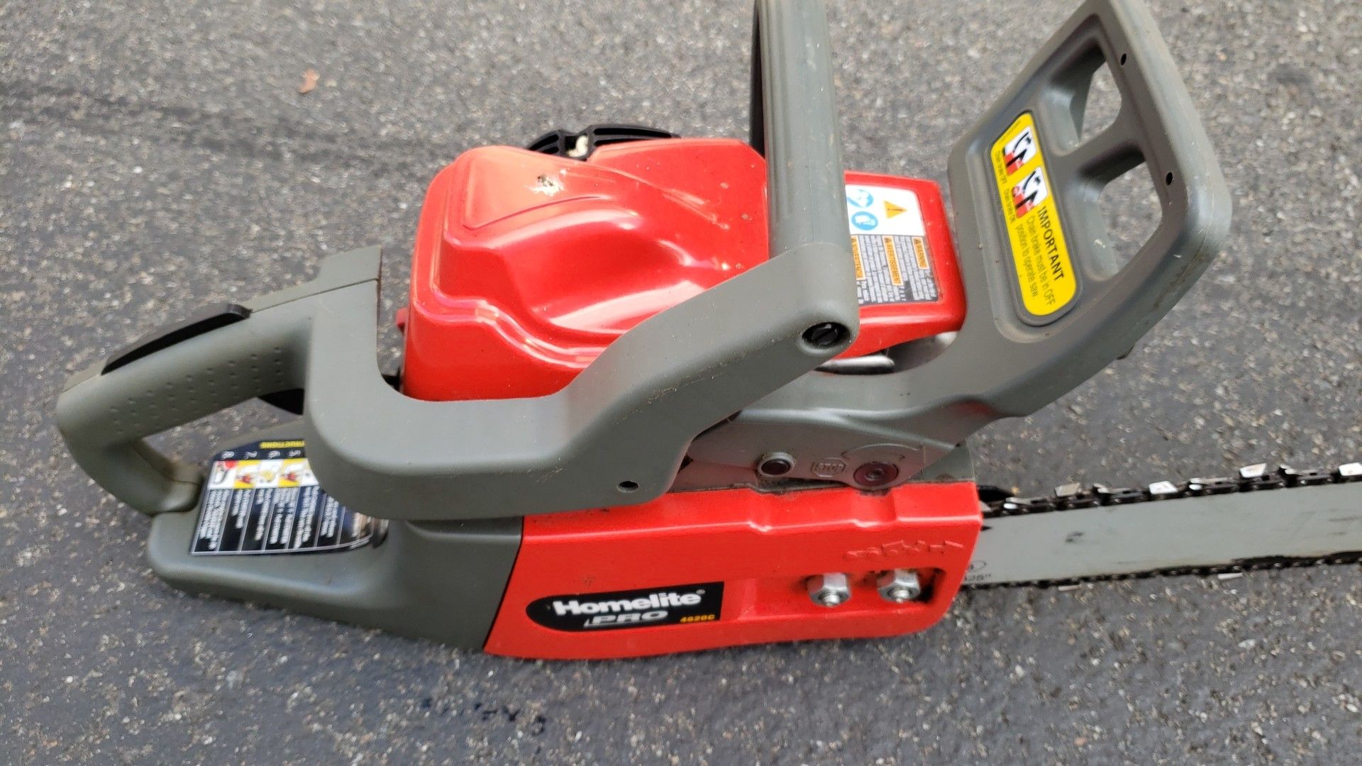 Homelite pro chainsaw model number 4820C for Sale in Lynnwood, WA OfferUp