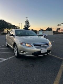 2011 Ford Taurus