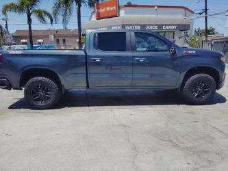 Chevrolet Silverado 1500 Custom Trail Boss