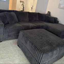 Gray Casper Sectional Sofa + Ottoman