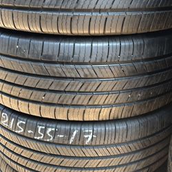 Set Of Tires (4) 215-55-17 Michelin Defender