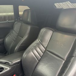 Dodge Challenger HELLCAT Leather Seats 