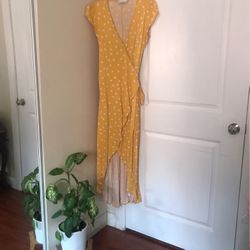 Yellow White Polkadot