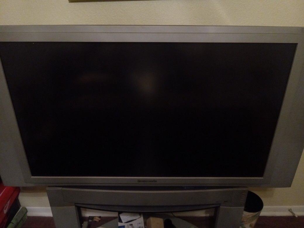 Panasonic 50 Inch TV Television Set With Stand