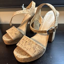 Schutz Platform Heels 10B