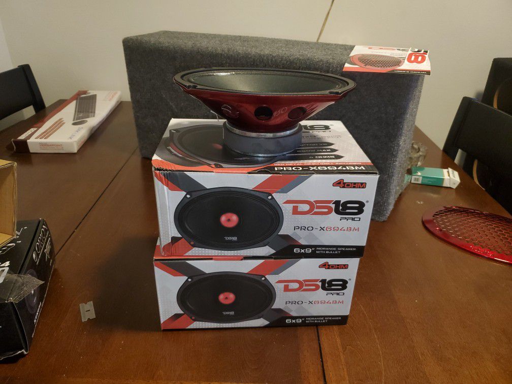 DS18 6x9inch LOUD SPEAKERS 1100WATTS MAX TOTAL