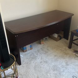 Used Desk, Need Gone ASAP 