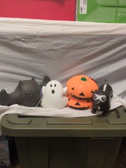Halloween Figurine Set of 4.