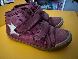 Bisgaard kids shoes size 27