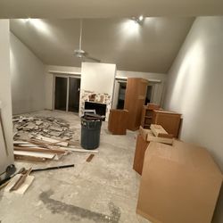 Hotpoint Stove, Microwave, and Dishwasher Appliance  Set 