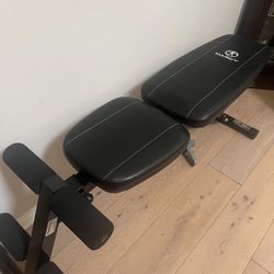 Weight Bench 