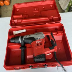 Milwaukee 1-9/16 in. SDS-Max Rotary Hammer