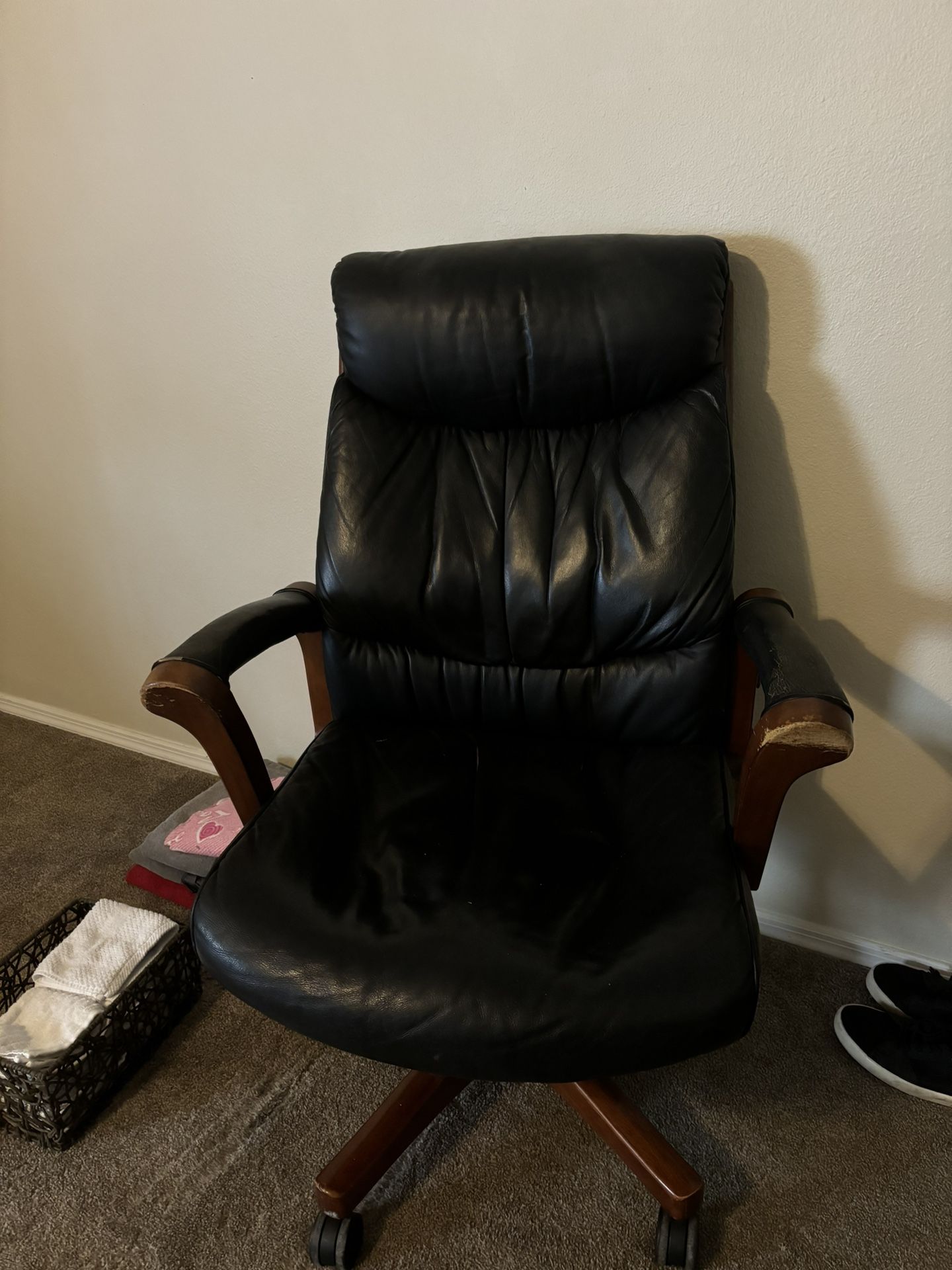 Lazyboy Leather Office Chair