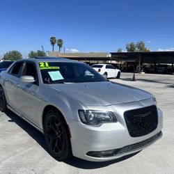 2021 Chrysler 300 Finance Available 