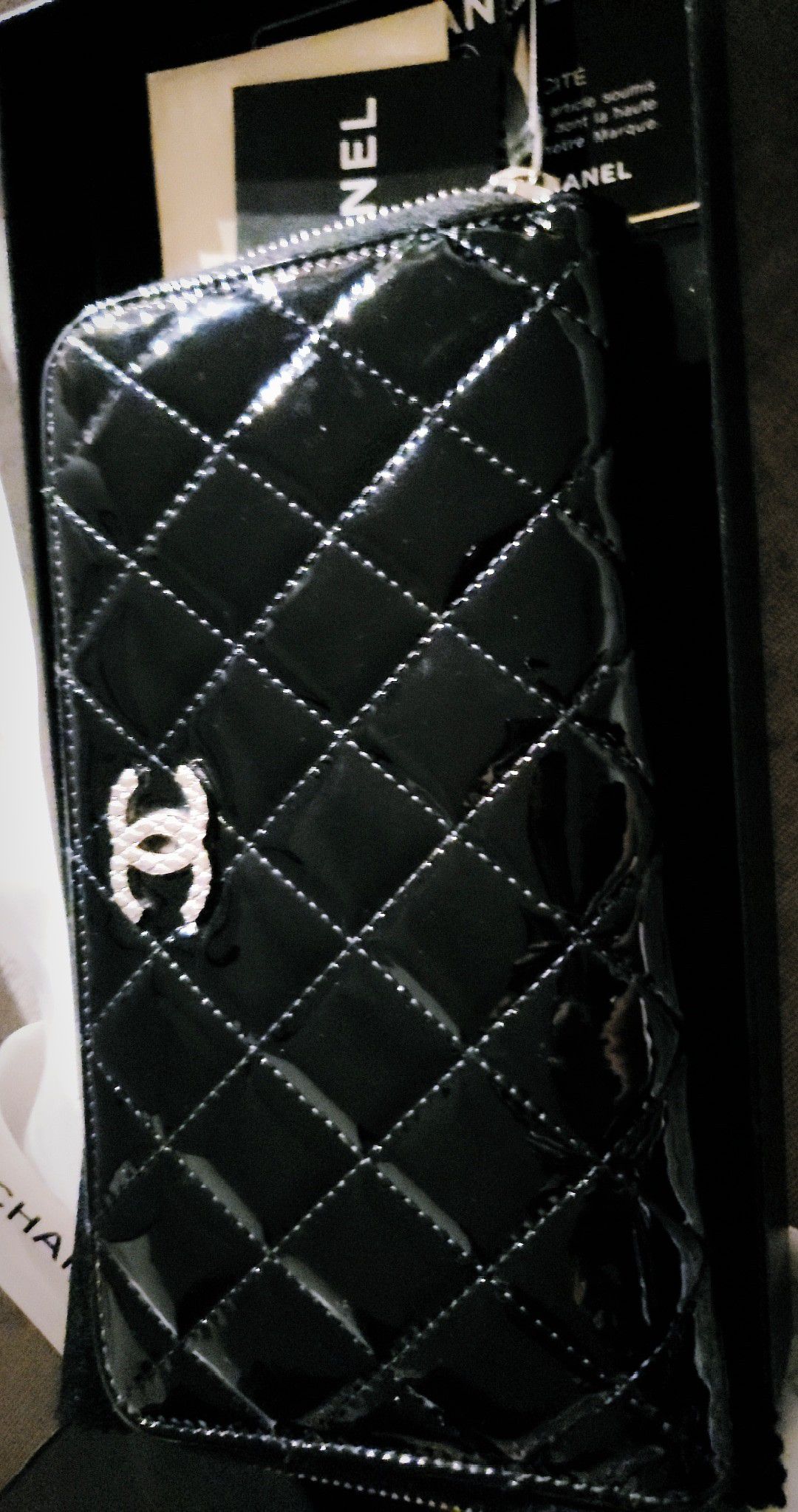 Chanel Wallet Caviar Zip Gous