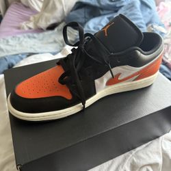Jordans 1 Low Size 9.5