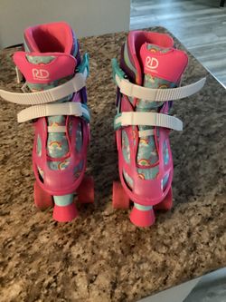Kids Adjustable Rollerskates Size 3 To 6