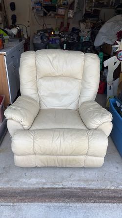 Leather recliner chair good condition.