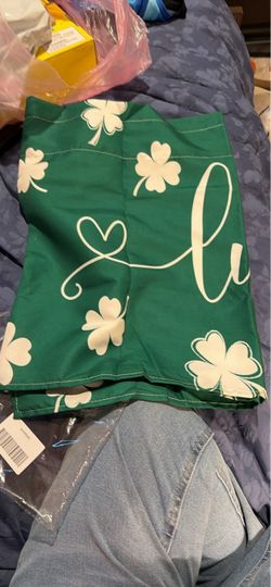 St. Patrick's Day Shamrock Garden Flag