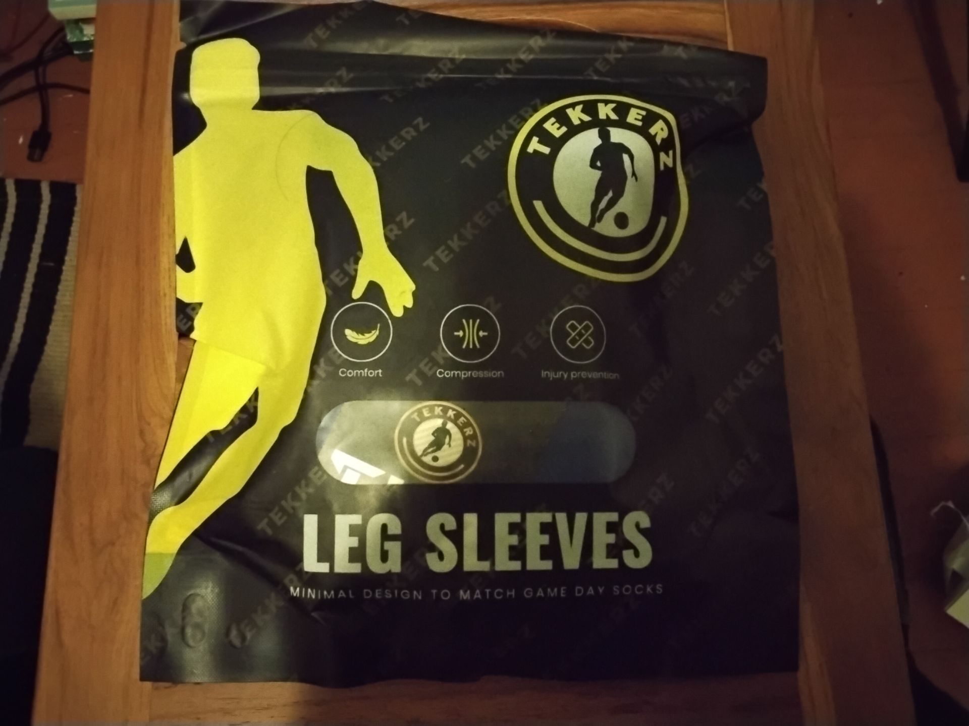 Tekkerz Leg Sleeves Royal Blue Medium size