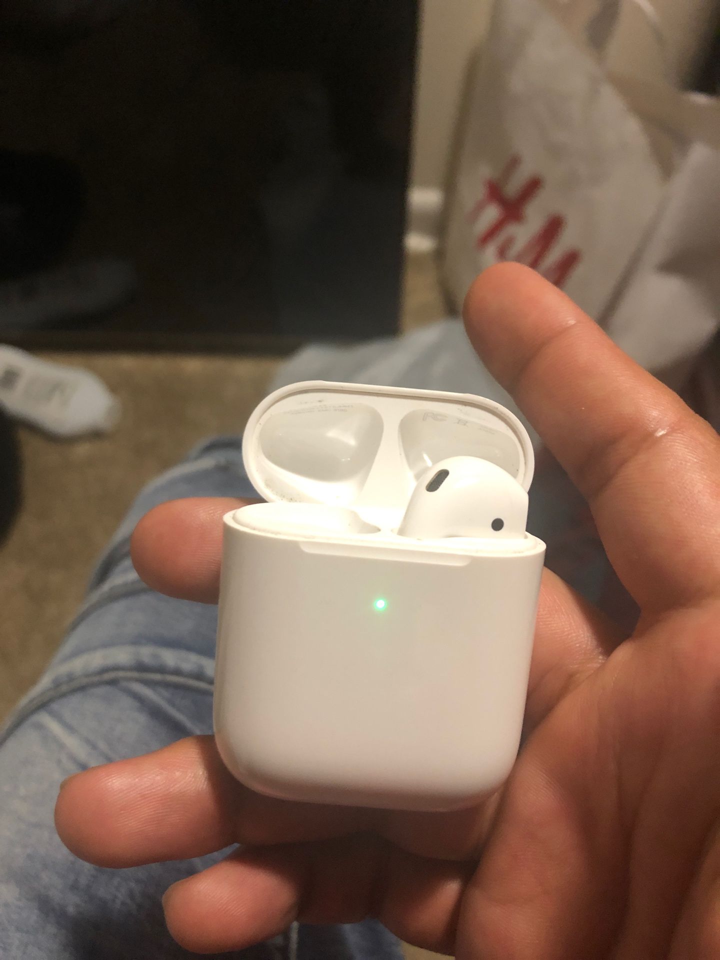 AirPod 2 left AirPod missing