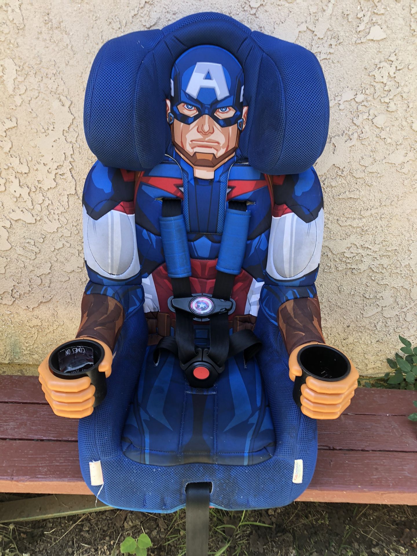KidsEmbrace Marvel Captain America 2-in-1 Forward Facing Booster Car Seat, Red/White/Blue