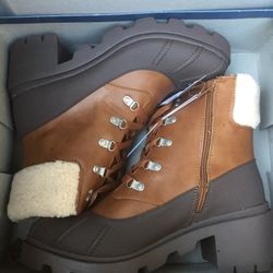 Women Boots Size 12