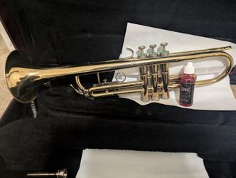Vintage Holton T602 Bb Trumpet USA – Excellent Condition – Case + 2 Mouthpieces