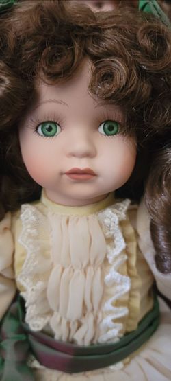 Vintage Alberon porcelain doll, "Chloe".