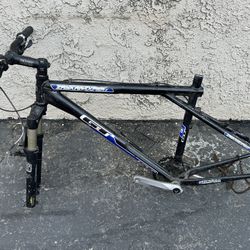 GT Zasker Expert Mountain Bike Alimimum Frame & Fork