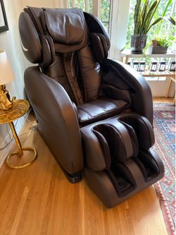 Infinity Smart Chair X3-3D/4D  Message Chair zero gravity - some wear