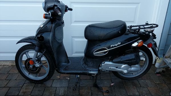 Kymco people 50cc 2 stroke scooter for Sale in San Carlos, CA - OfferUp