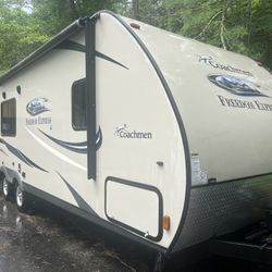 2015 Coachman Freedom Express