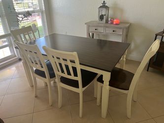 Dining Table Set with 4 Chairs