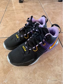 Nike LeBron Witness 7 Lakers Black Gold Lilac Men's Basketball Shoes Size: 10m