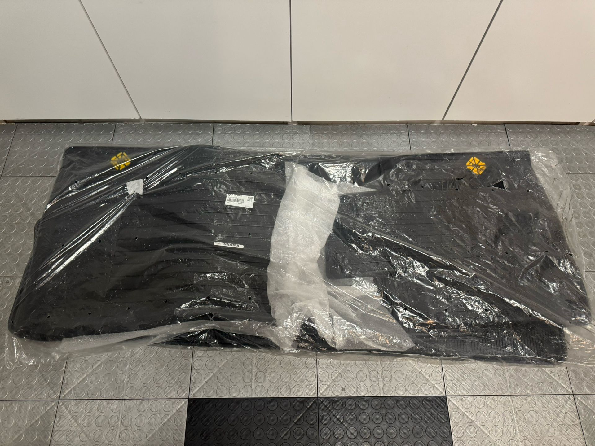 Rivian R1S (gen2 2025+) All Weather Floor Mats