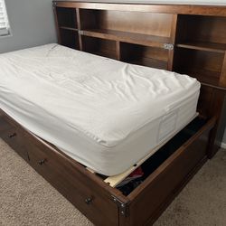 Twin Size Wood Bed frame W/Built-in Shelving