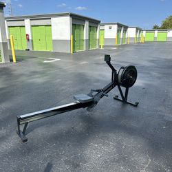 Concept 2 Rower PM5 Indoor Cardio Home Gym Like New Only 11,000 Meters 